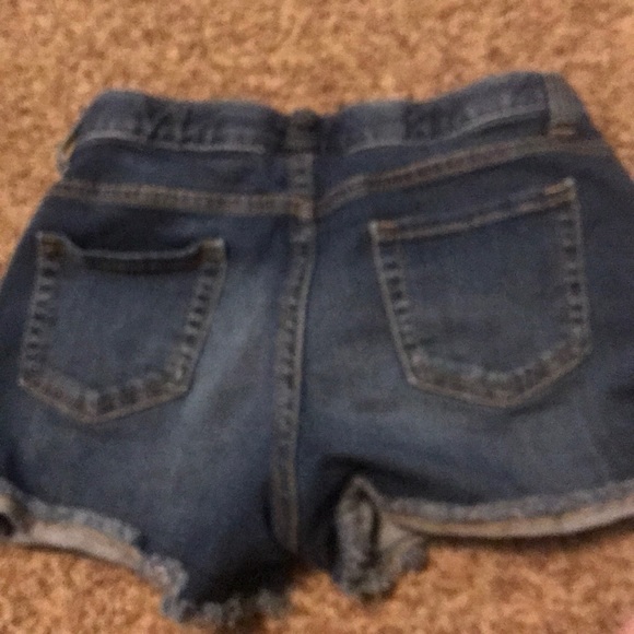 Cat and Jack Jean Shorts - Picture 3 of 4